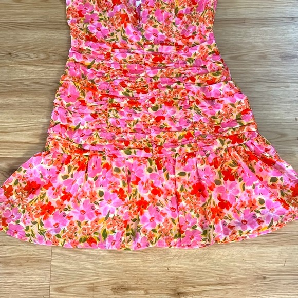 Astr the Label Women's Meg Ruched Mini Dress Large Floral Party Flirty Fairy - Picture 4 of 8